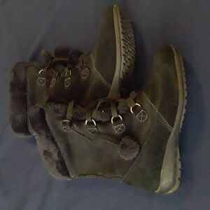 Joey Black Winter Boots with Fur Trim